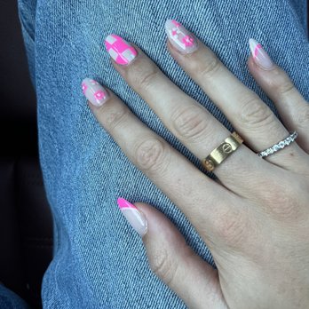 Varnish Lab - Nail Salons Near Me - Playa Vista, California