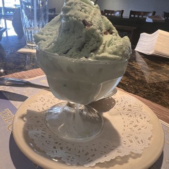 The Crab Trap - Mint ice cream - Seafood Near Me - Somers Point, New Jersey The Crab Trap - Mint ice cream - Seafood Near Me - Somers Point, New Jersey