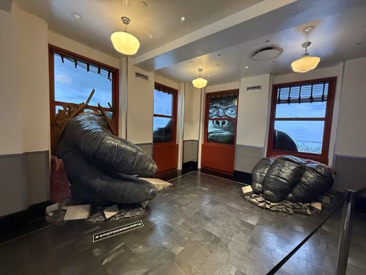 Empire State Building by null