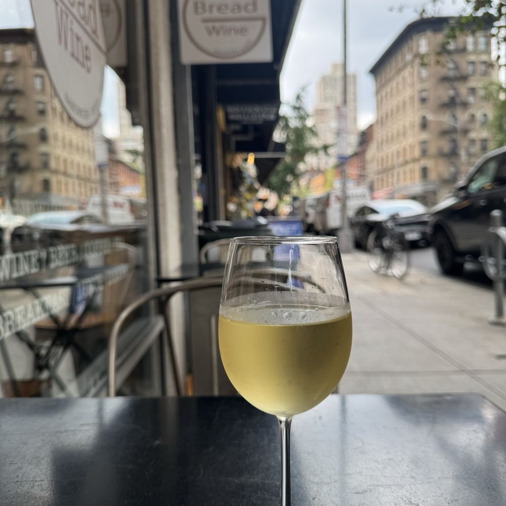 Bread N Wine - White house wine - Sandwiches Near Me - New York, New York Bread N Wine - White house wine - Sandwiches Near Me - New York, New York