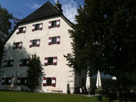 Schloss Prielau by null