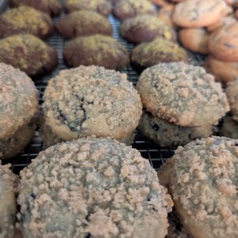 Semaj's Cookies - *Dubai chocolate aka Dubai Dream 
*classic chocolate chip 
*blueberry aka Muffin Top - Desserts Near Me - Pacifica, California