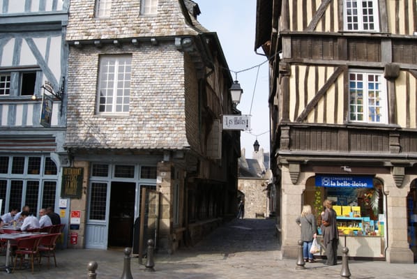 Chez la Mere Pourcel by null