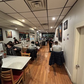 Pho Saigon - Inside on the left, from the back - Vietnamese Near Me - Hackensack, New Jersey