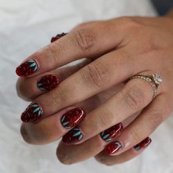 Paula’s Nails Spa