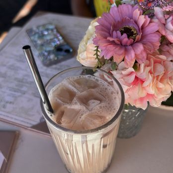 Arden Restaurant - Breakfast & Brunch Near Me - West Hollywood, California Arden Restaurant - Breakfast & Brunch Near Me - West Hollywood, California