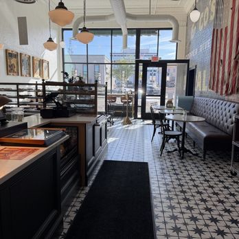 Parlor Doughnuts - Dining Area - Donuts Near Me - Prescott, Arizona Parlor Doughnuts - Dining Area - Donuts Near Me - Prescott, Arizona