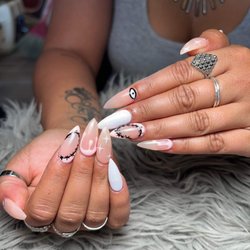 Deja Vu Nail Spa - New set and design