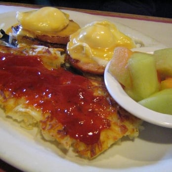 Doug's Place - Egg Benedict from Doug's Place - Breakfast & Brunch Near Me - Castro Valley, California