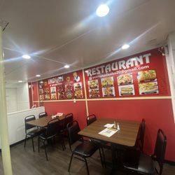Jerry's Grocery - The inside of the restaurant