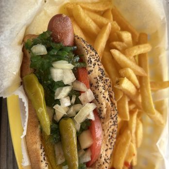 Willy's Wieners - Hot Dogs Near Me - Kissimmee, Florida