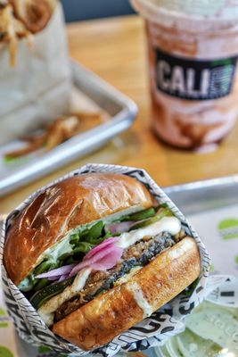 CaliKid Burgers 'n Shakes by null