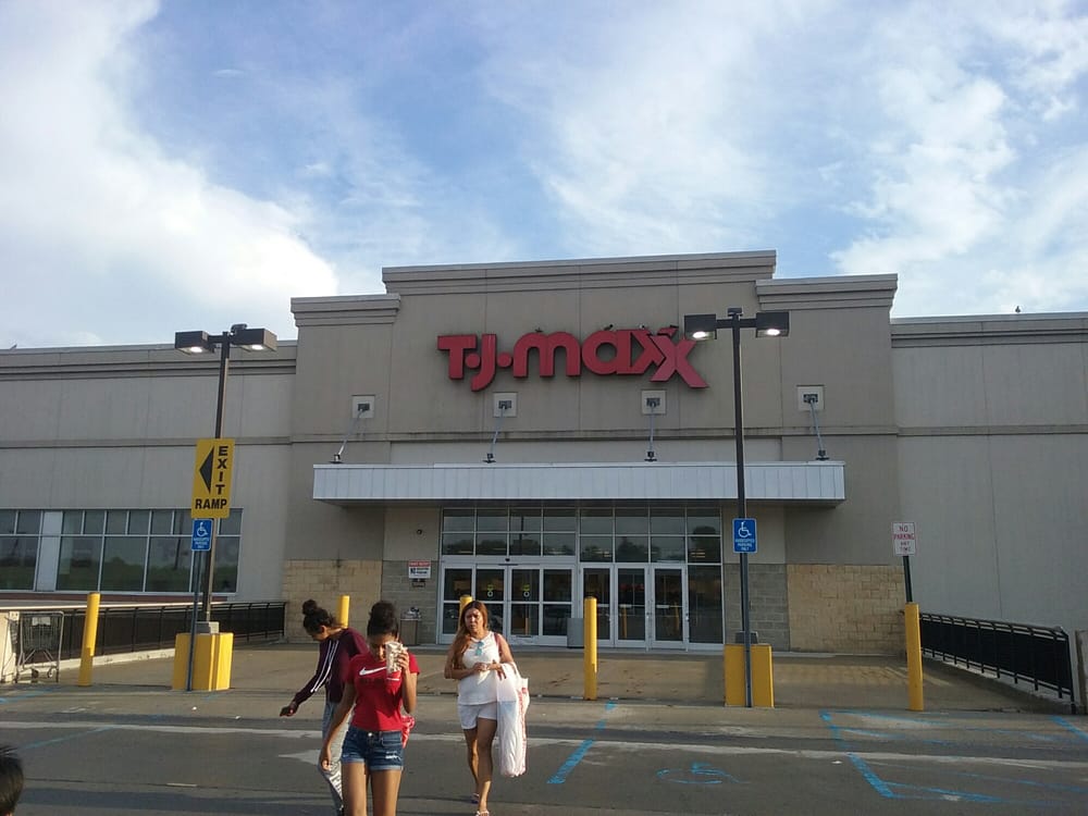 TJ MAXX - Updated December 2025 - 11 Reviews - 500 E Sandford Blvd