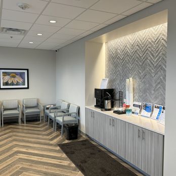 Van S Krueger, MD, MBA - Ortho Missouri waiting room 2 - Orthopedists Near Me - Creve Coeur, Missouri Van S Krueger, MD, MBA - Ortho Missouri waiting room 2 - Orthopedists Near Me - Creve Coeur, Missouri