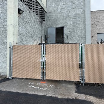 Security Fence Company - Commercial dumpster fence installation in Lancaster, PA by Security Fence Company. Strong, practical, and professional. - Fences & Gates Near Me - Red Lion, Pennsylvania Security Fence Company - Commercial dumpster fence installation in Lancaster, PA by Security Fence Company. Strong, practical, and professional. - Fences & Gates Near Me - Red Lion, Pennsylvania