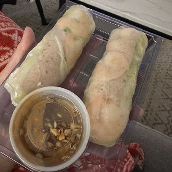 Linh's Kitchen - Vietnamese Near Me - Denton, Texas