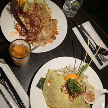 Chiang Mai - Pad Thai and pineapple fried rice and Thai ice tea - Thai Near Me - Toronto, Ontario Chiang Mai - Pad Thai and pineapple fried rice and Thai ice tea - Thai Near Me - Toronto, Ontario