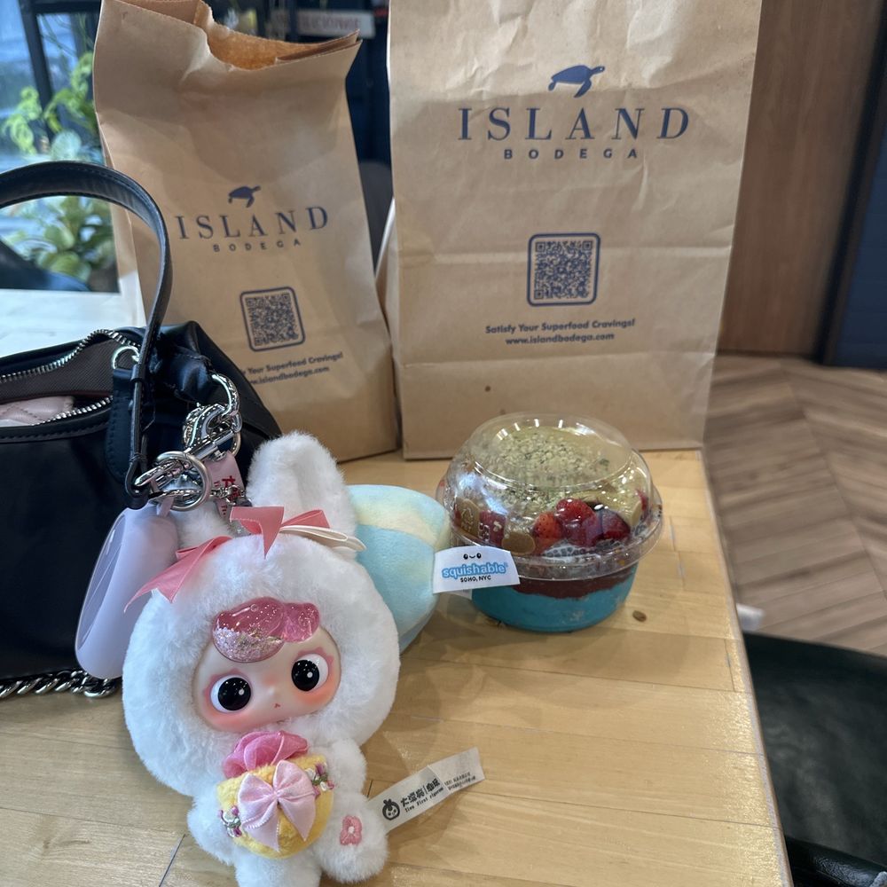 Island Bodega - Small acai bowl, half acai and half blue island base - Acai Bowls Near Me - Cerritos, California Island Bodega - Small acai bowl, half acai and half blue island base - Acai Bowls Near Me - Cerritos, California