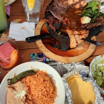 Kalaveras - Bomb best food - Mexican Near Me - Montebello, California