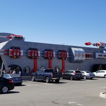 Alien Fresh Jerky - Building- taken by Foodnando - Meat Shops Near Me - Baker, California