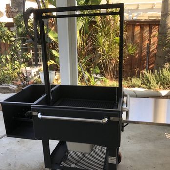 Lone Star Grillz - Here is a view of the unit unpacked - Grilling Equipment Near Me - Conroe, Texas