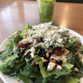 Good Earth - Every time.  Chopped salad and Go Green Lemonade. It's a yes for me - New American Near Me - Edina, Minnesota
