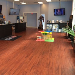 Orlando Ticket Store - Large, open floor space