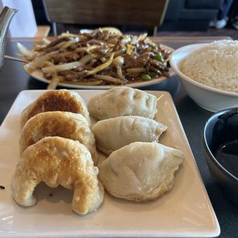 Sichuan Gourmet - Meal - Szechuan Near Me - Framingham, Massachusetts
