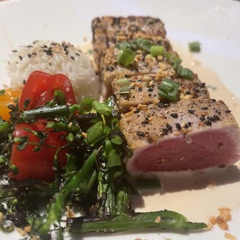 Yard House - Sesame crusted ahi - New American Near Me - Indianapolis, Indiana