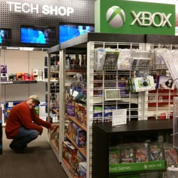 Kohl's - Tech shop!