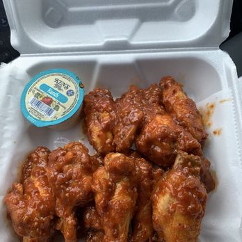 Mom's Deli - Burgers Near Me - Bessemer, Alabama Mom's Deli - Burgers Near Me - Bessemer, Alabama