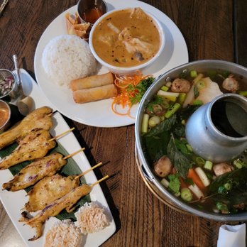 Nicky's Thai Kitchen - Chicken Satay, Massaman Curry combo, Tom Yum Soup - Thai Near Me - Pittsburgh, Pennsylvania Nicky's Thai Kitchen - Chicken Satay, Massaman Curry combo, Tom Yum Soup - Thai Near Me - Pittsburgh, Pennsylvania
