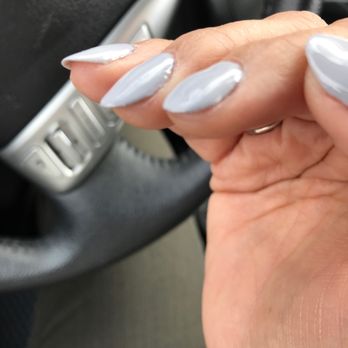 Ella's Nail Spa - I guess Ella wasnt here! But her mom was.. horrible gel - Nail Salons Near Me - Santa Maria, California