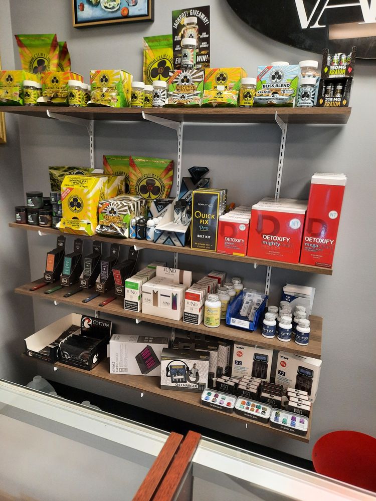 TOP GRADE VAPORS Updated August 2024 625 E Cypress St,