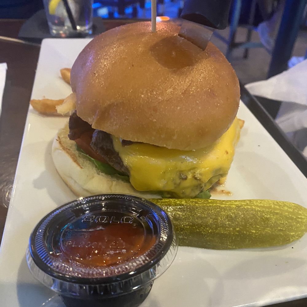 The Tipsy Boar - All American Burger - New American Near Me - Hollywood, Florida