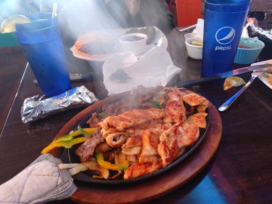 Los Cabos Seafood Bar and Mexican Grill by null