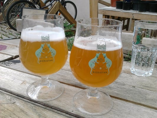 Le Bieristan by null