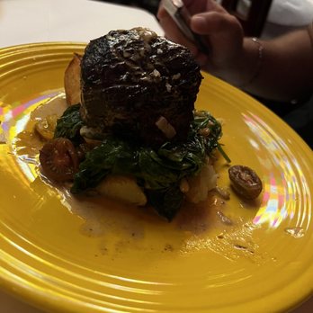 Carnivale Chicago - fillet with potatoes - again generous portion just no flavor - Latin American Near Me - Chicago, Illinois