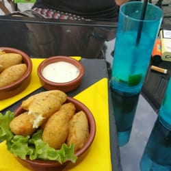 Boteco - Formule apero: 1Caipirina+5 gros accras=10€