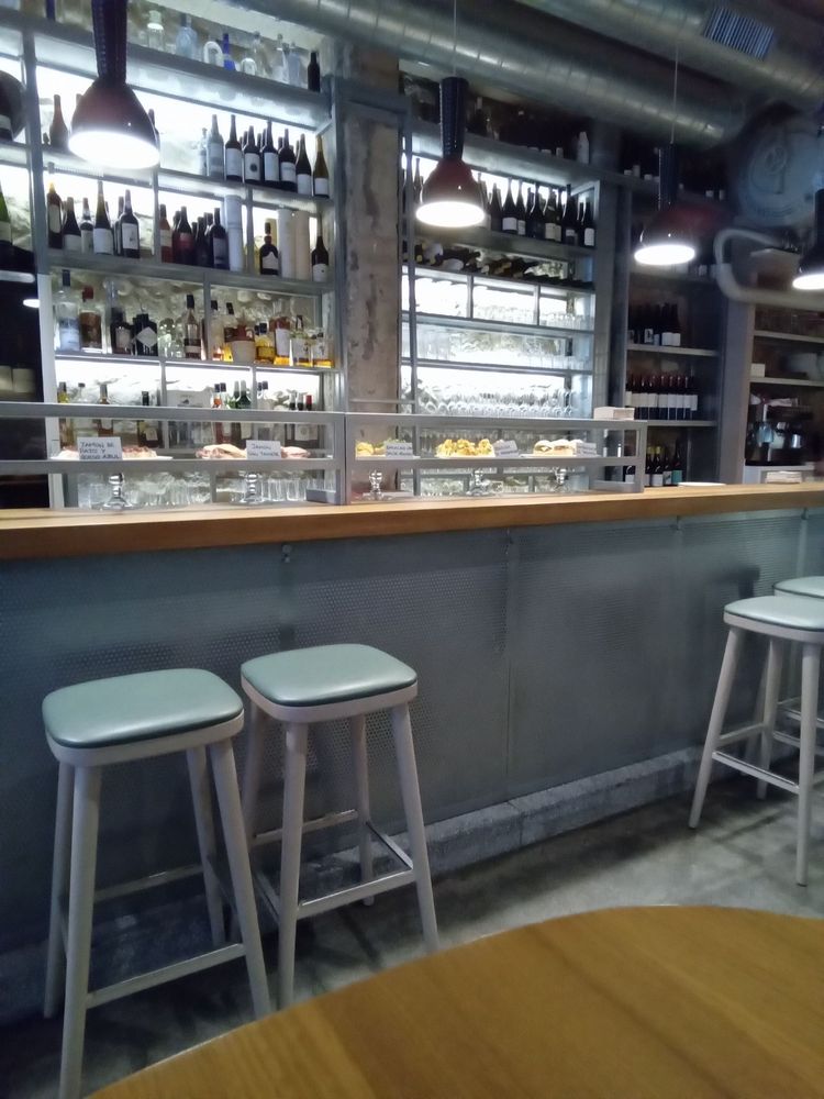 VINOTECA JALEO Updated April 2024 Rúa Galera, HauteLoire, La Coruña, A Coruña, Spain