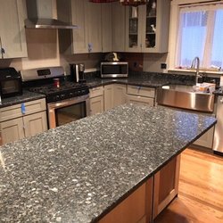 Discount Kitchens Etc - Shaker Cabinets with Blue Pearl Granite