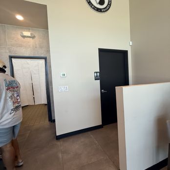 Vieti Coffee - Restroom area - Coffee & Tea Near Me - Dallas, Texas Vieti Coffee - Restroom area - Coffee & Tea Near Me - Dallas, Texas