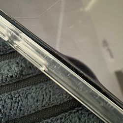 Apple International Plaza - Scratches