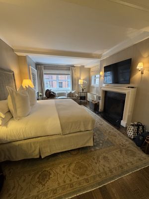 The Lowell Hotel by null