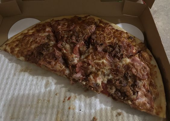 Mother Clucker’s Pizza by null