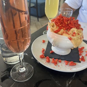 The Attic - Mac & Cheetos - Breakfast & Brunch Near Me - Long Beach, California The Attic - Mac & Cheetos - Breakfast & Brunch Near Me - Long Beach, California