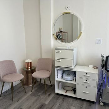Avec Skin Studio - Your destination for radiant and refreshed skin - Skin Care Near Me - Beverly Hills, California