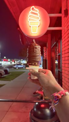 normal ice cream store by null