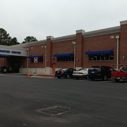 Goodwill of North Georgia: Decatur Attended Donation Center