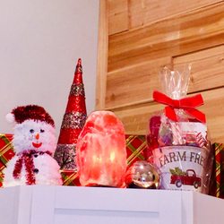 Face It! Skin Care & Massage Therapy Studio - Cute holiday decorations